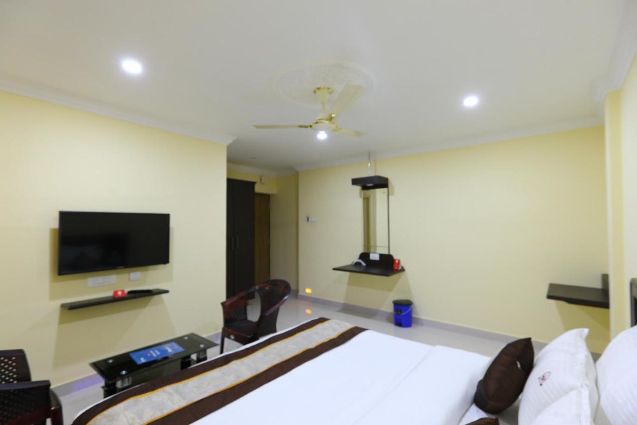 Salbala Inn - Near Alrport Chennai Exterior photo
